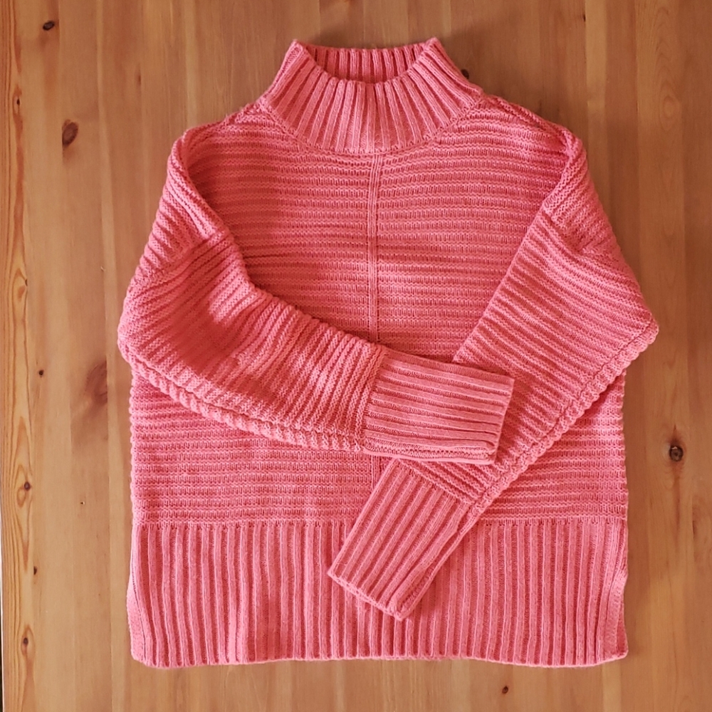 Apt. 9 Coral/Pink Turtleneck Sweater
